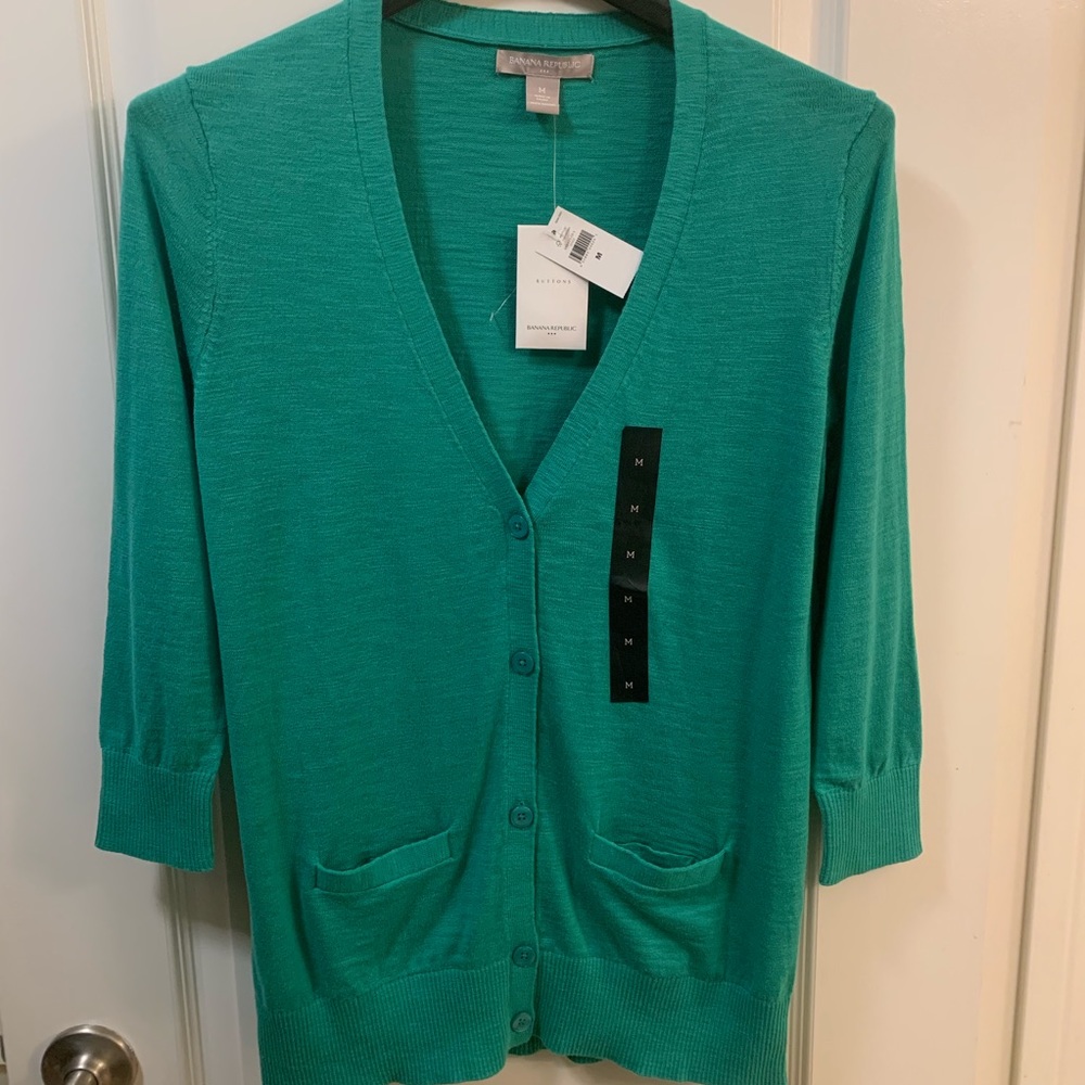 Banana Republic 3/4 Sleeve VNeck Cardigan Sweater